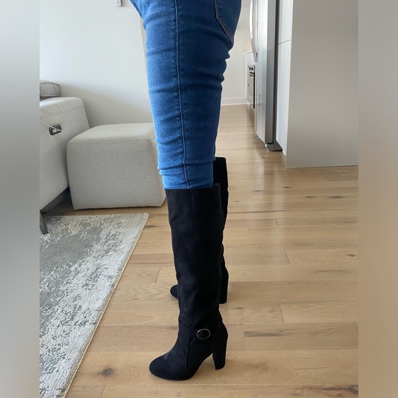 BRAND NEW JUST FAB BLACK KNEE HIGH BOOT - Picture 3 of 3